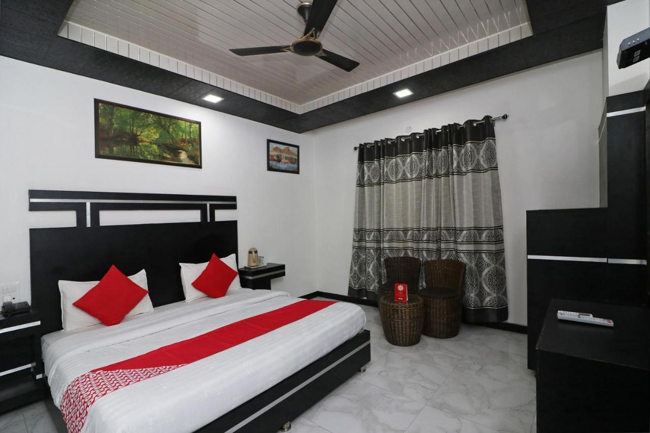 Capital O 4747 Imperial Hotel Katra ภายนอก รูปภาพ