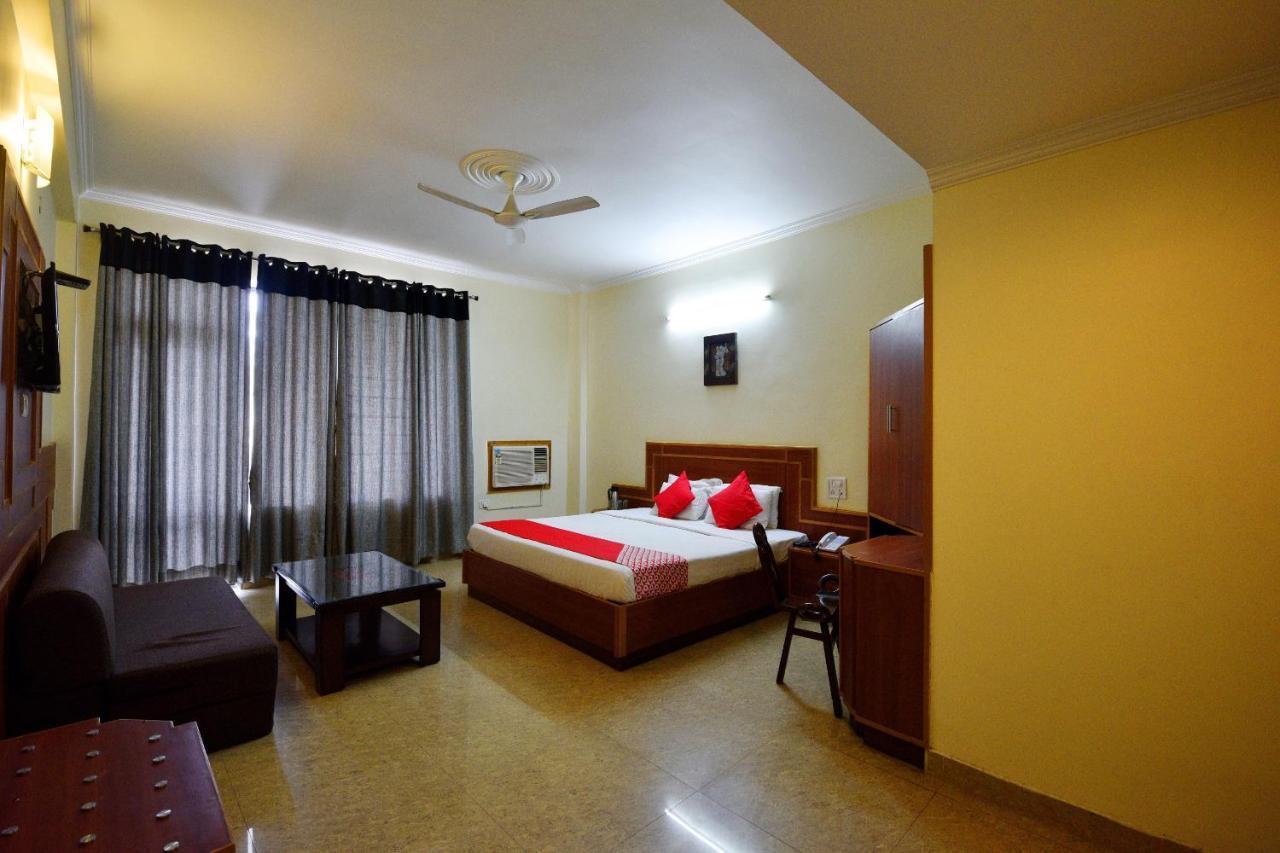 Capital O 4747 Imperial Hotel Katra ภายนอก รูปภาพ
